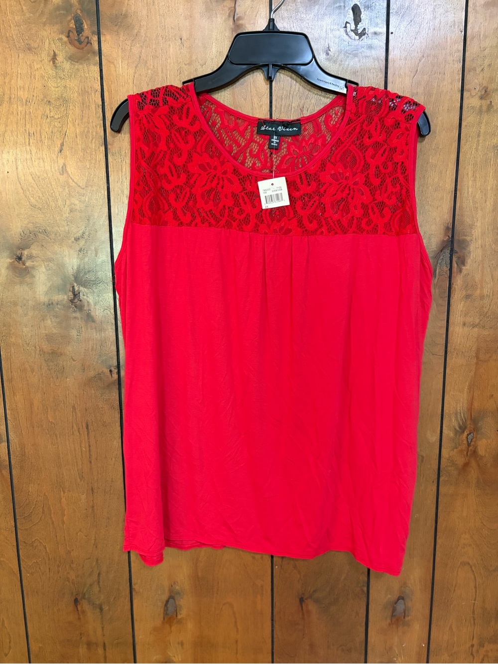 Star Vixen Red Lace Yoke Sleeveless Cami